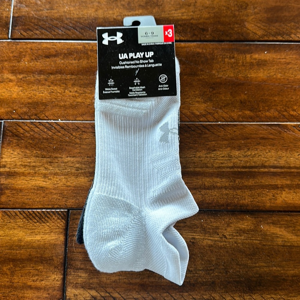 Brand new Under Armour socks